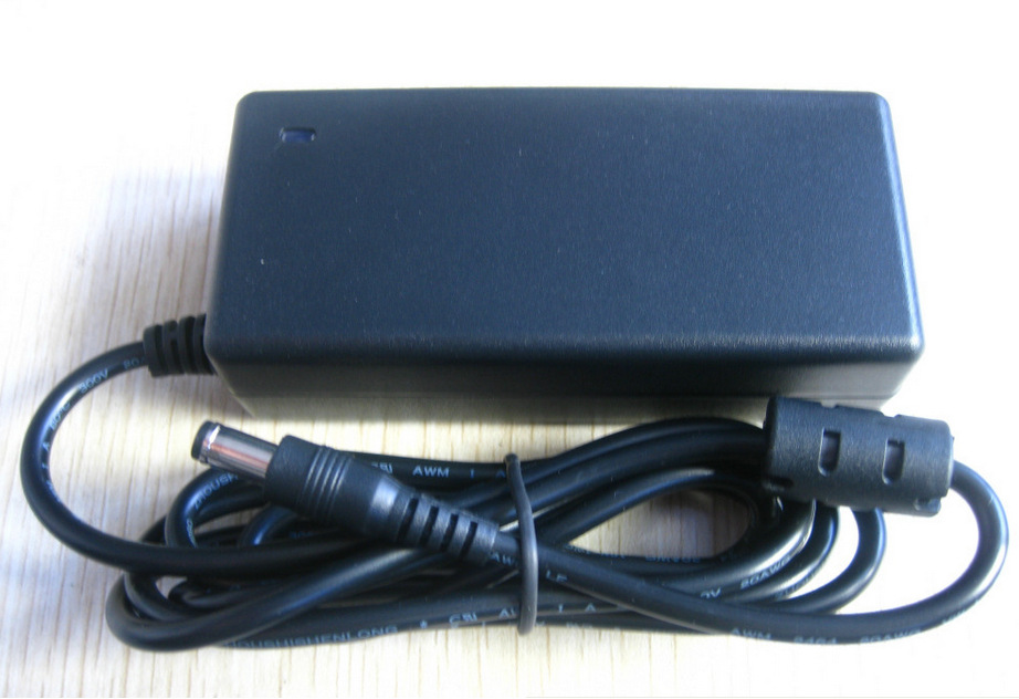 冠德佳電子 專注雙路電源與開關電源適配器的一站式廠家
